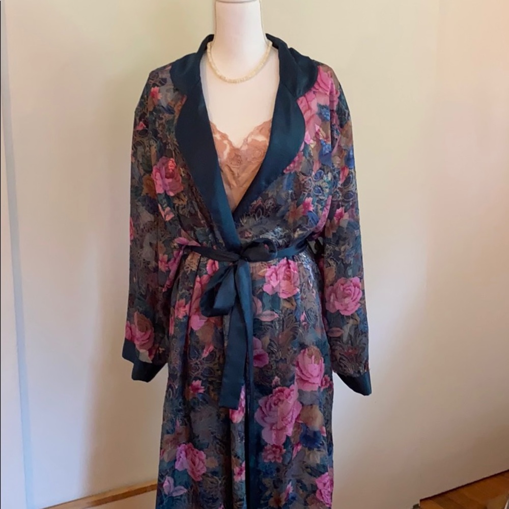 Vintage VS Blanche Devereaux floor length robe!